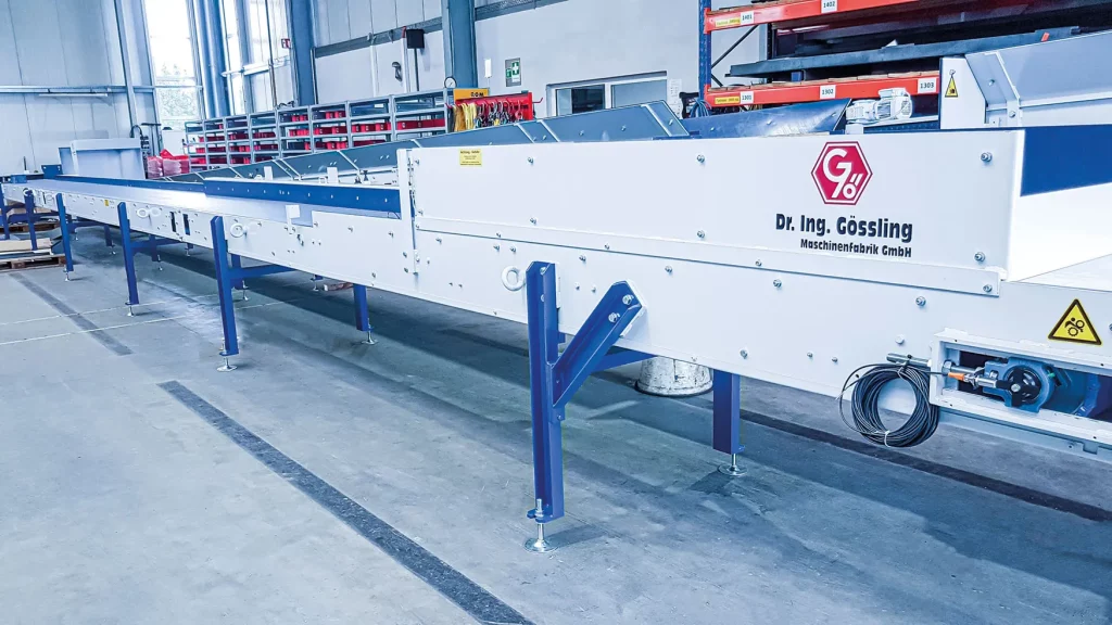 Otto_Fuchs_2020_Kunststoff-Scharniergurtfoerderer_05_web