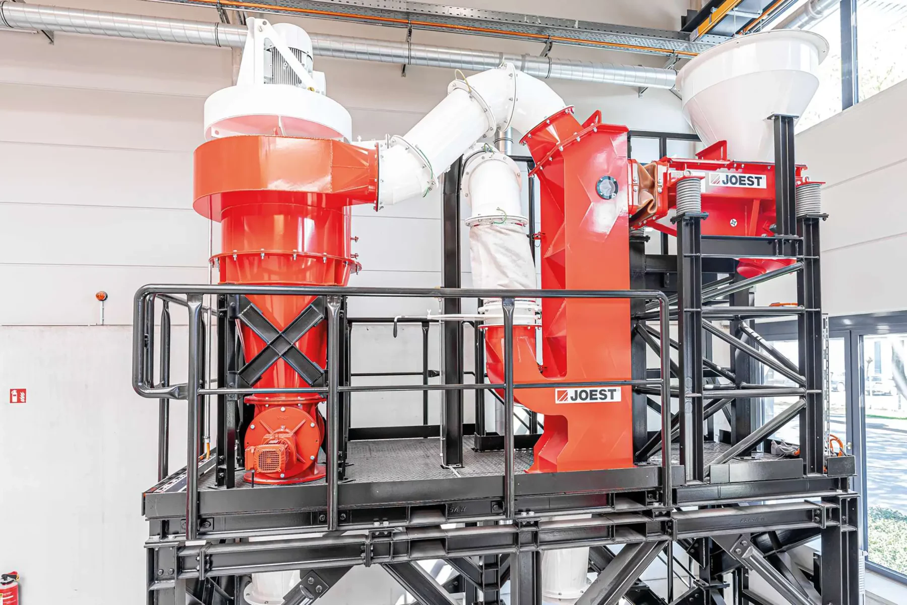 JOEST Zick-Zack-Sichter zur dichtebasierten Trennung von Schüttgütern in der Recyclingtechnik